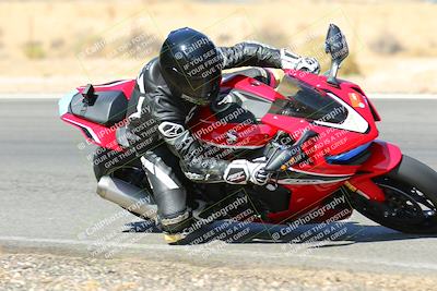 media/Oct-16-2022-TrackXperience (Sun) [[236a00b5b6]]/Group 3/session 4 turn 2/